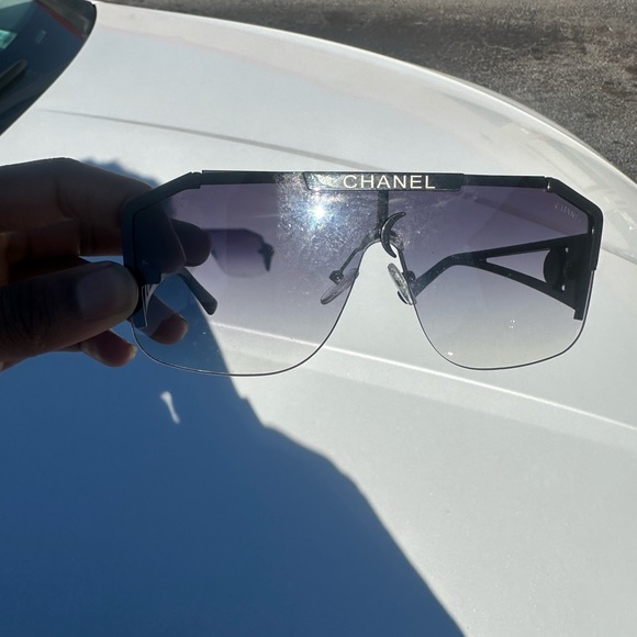 CHANEL GLASSES - Picture 5 of 9